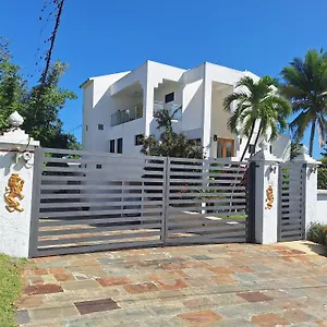 White House Mansion Holiday home Puerto Plata